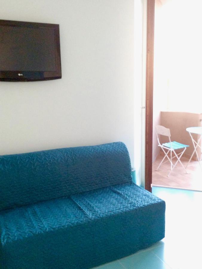 Apartment On The Sea Cagliari Exterior photo